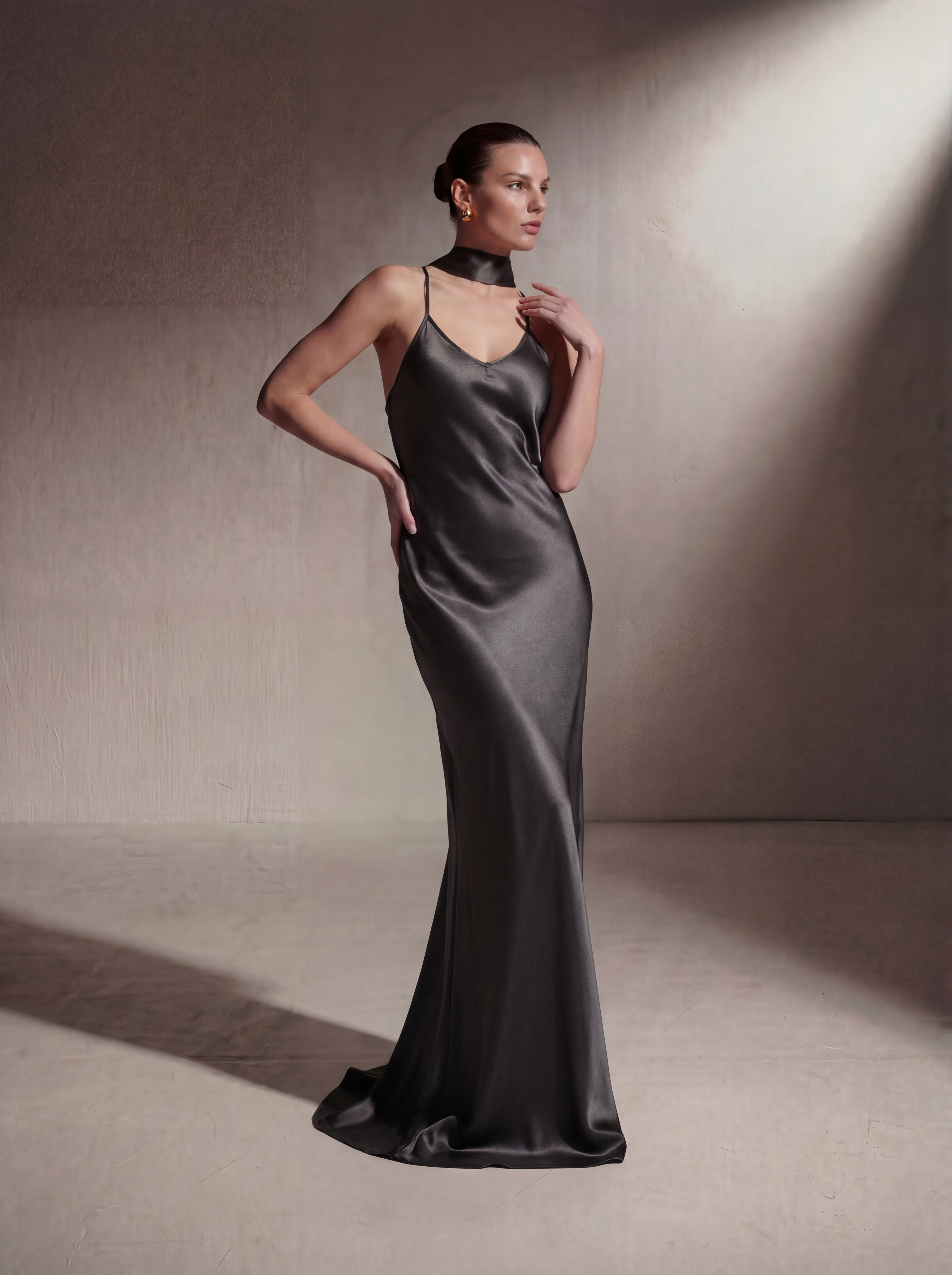 Vestido sesgado lencero