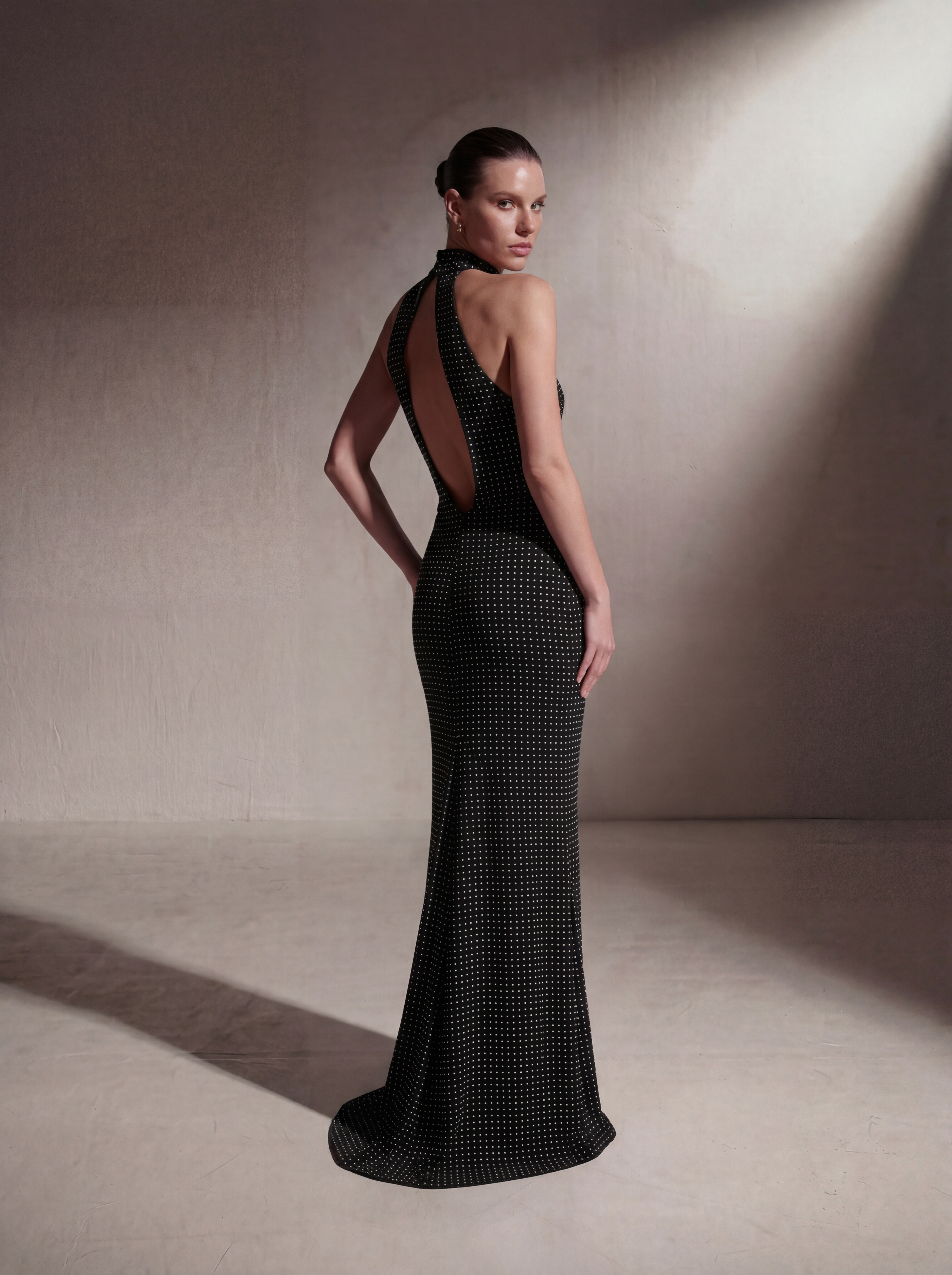 Vestido con cuello halter
